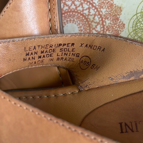 Enzo Angiolini Leather Sandals - Picture 5 of 7